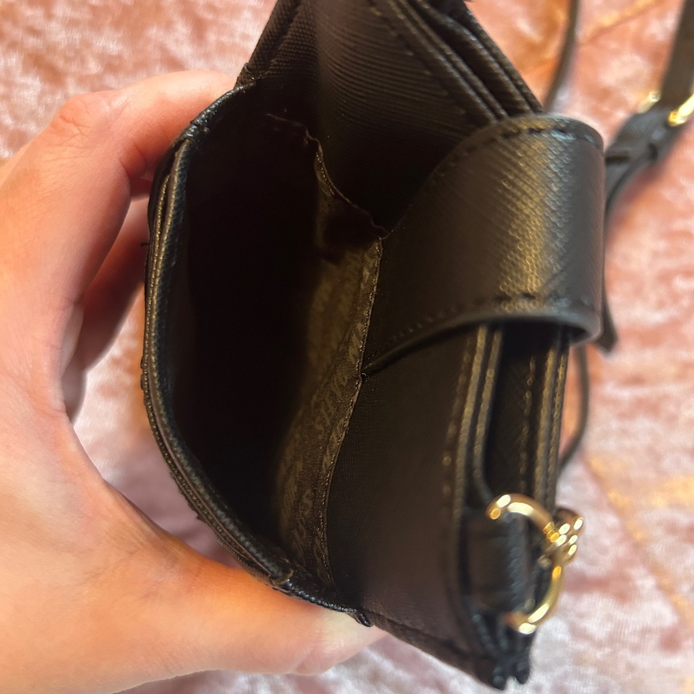 Steve Madden Mini Black Phone Crossbody with Gold Chain - Picture 6 of 10